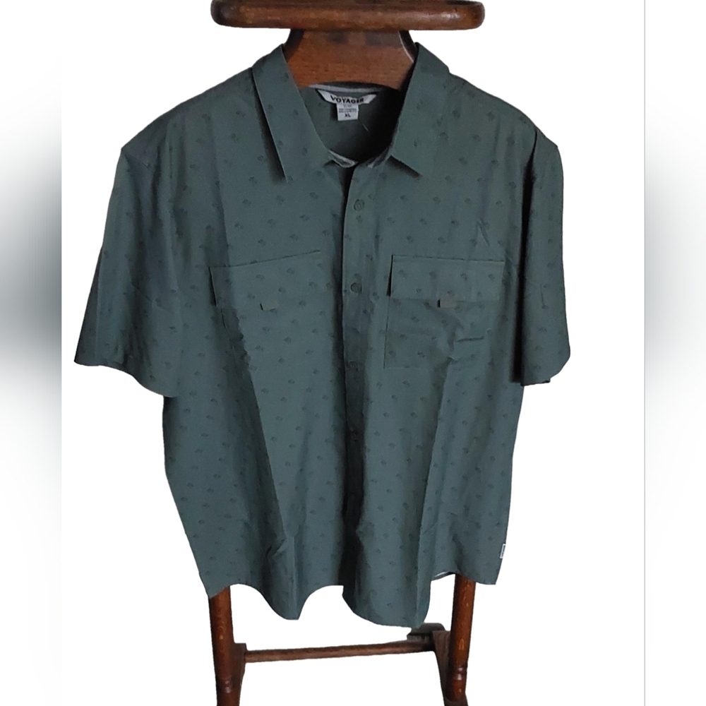 VOYAGER MEN'S CASUAL BUTTONS‎ DOWN SHIRT SIZE XL